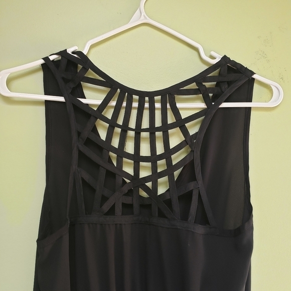 Audrey 3+1 Black Dress with Cut Out Back Details - Picture 2 of 5